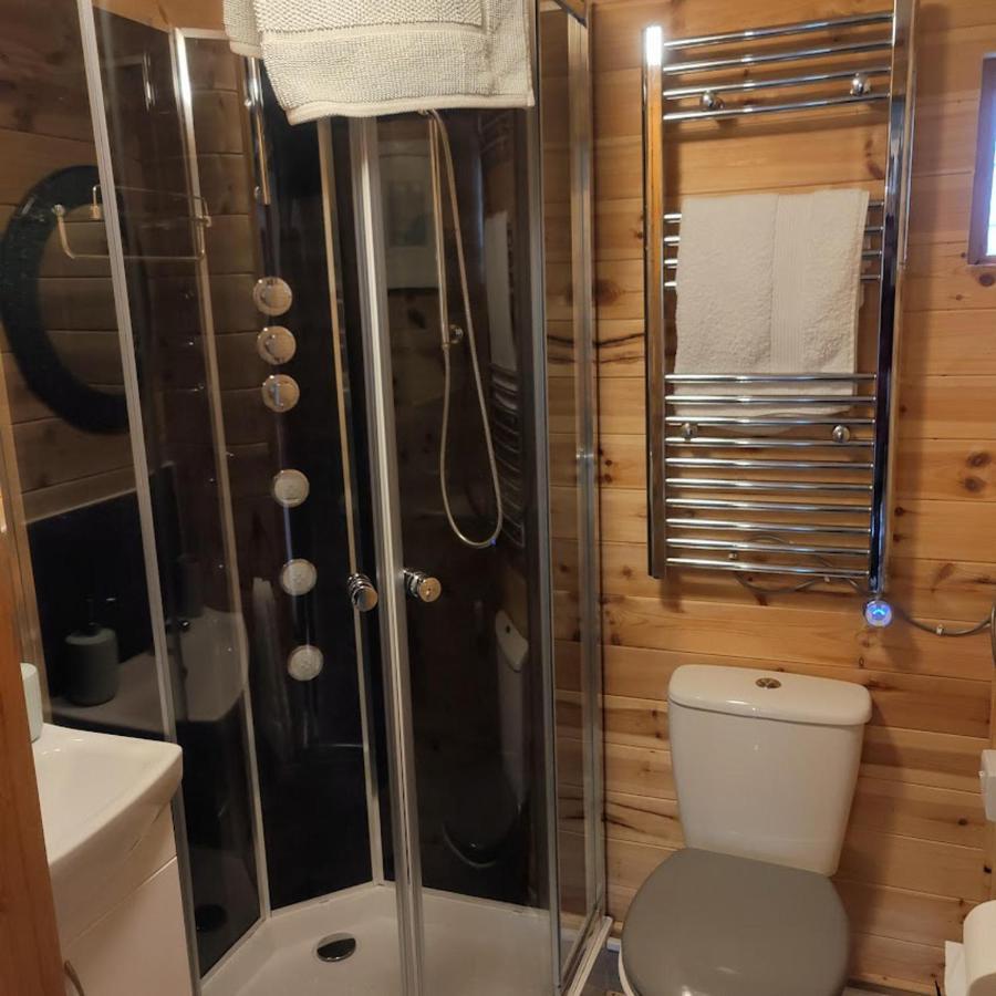 Peaceful In Skegby -sleeps2- Firer Pit
